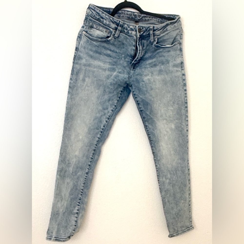 American Eagle Outfitters Light Blue Skinny Jeans
